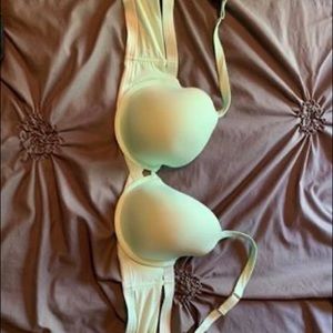 Savage X Fenty 38DD Tshirt bra